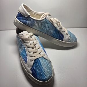 Soludos Cream/Blue Women's Size 9.5 Embroidered Leathee Upper Sneakers